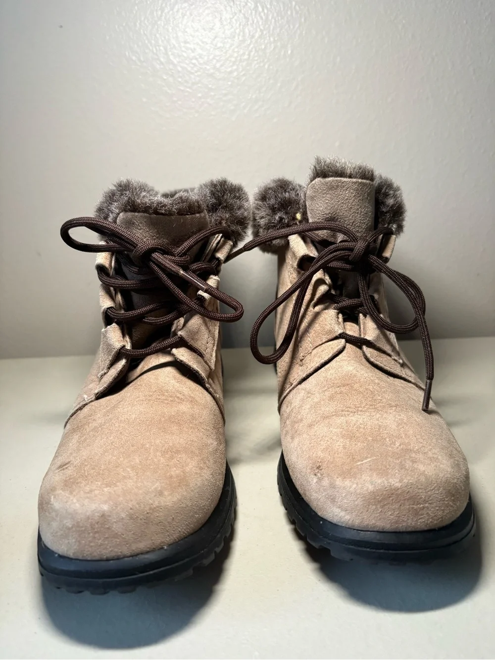 Cobble Cuddlers Women's Suede Faux-Fur Lace-Up Ankle Boots - Taupe